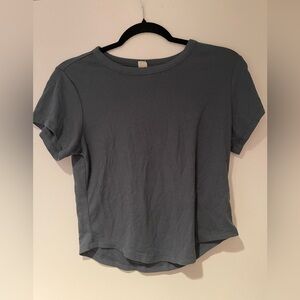 Old Navy teal cropped tee
